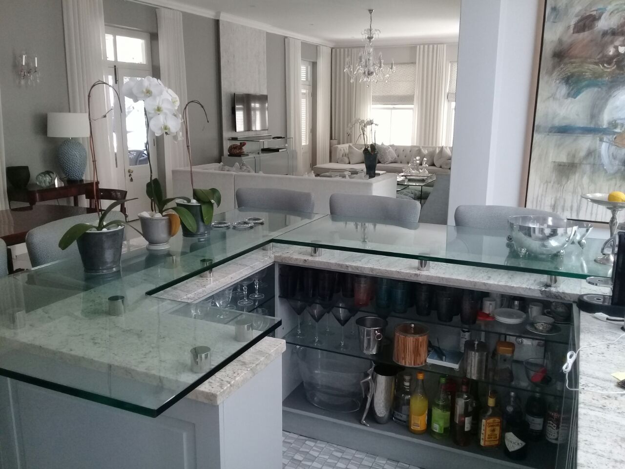 Interior glass design featurers 12